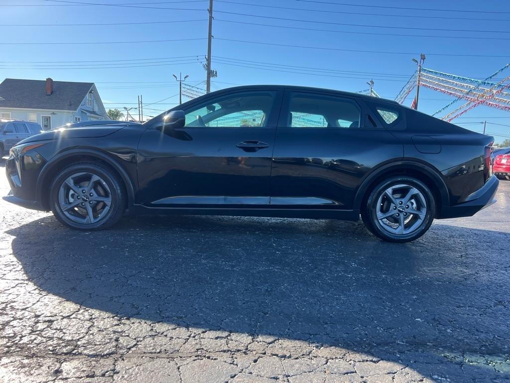Kia K4 LXS Sedan 2026