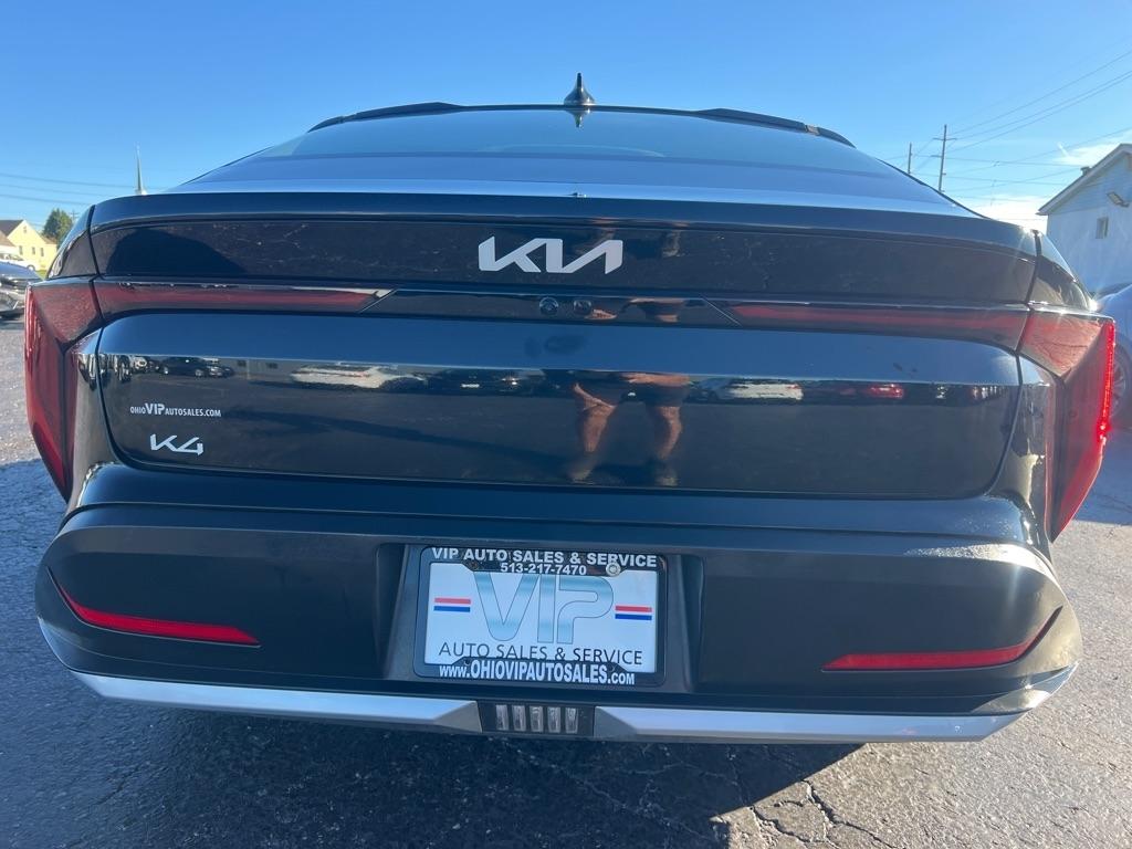 Kia K4 LXS Sedan 2026