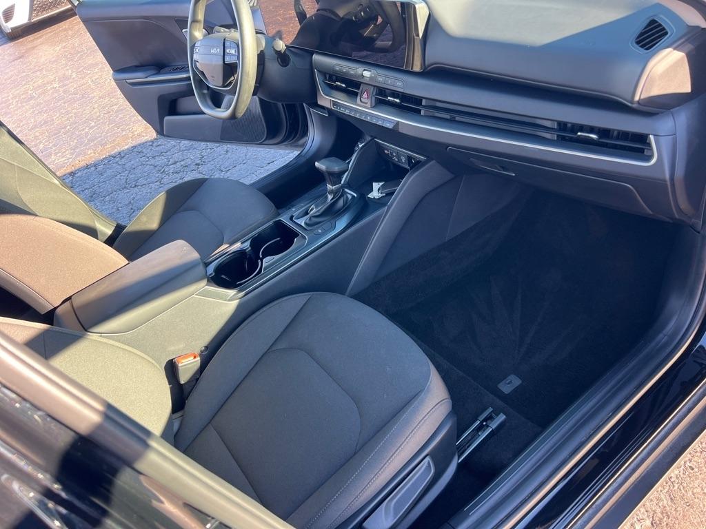 Kia K4 LXS Sedan 2026