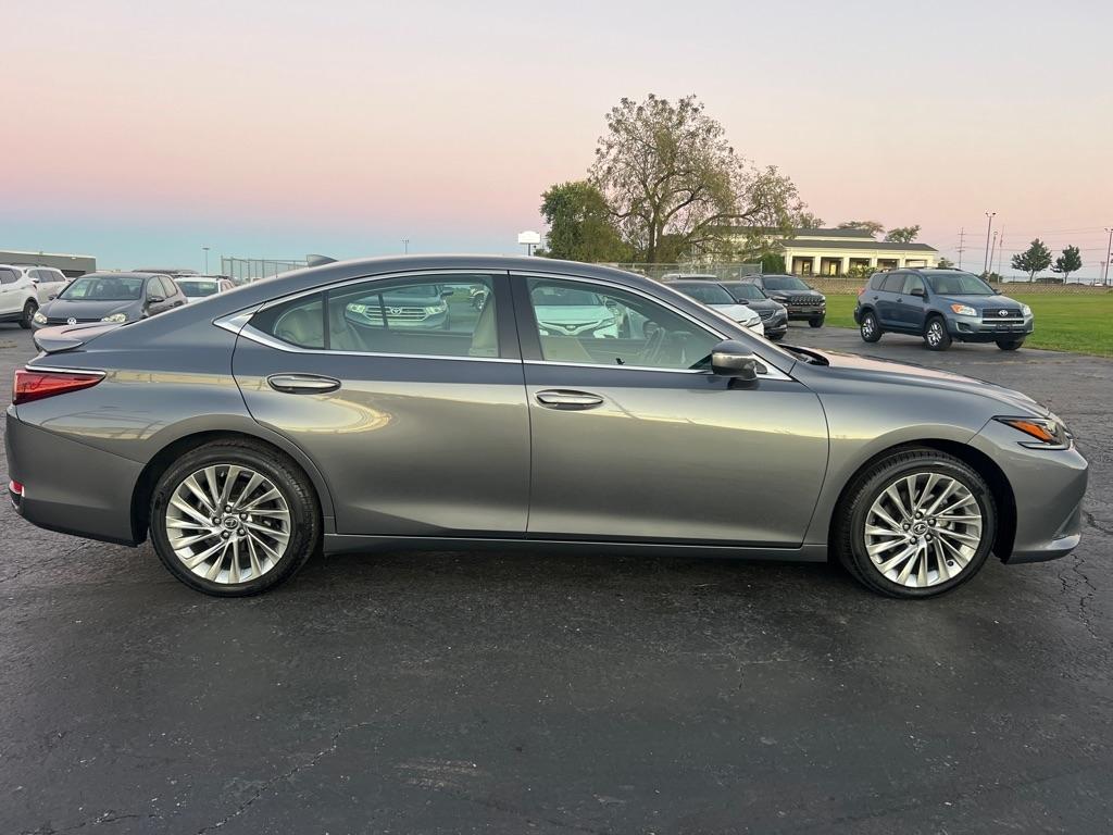 Lexus ES ES 250 Luxury AWD 2021