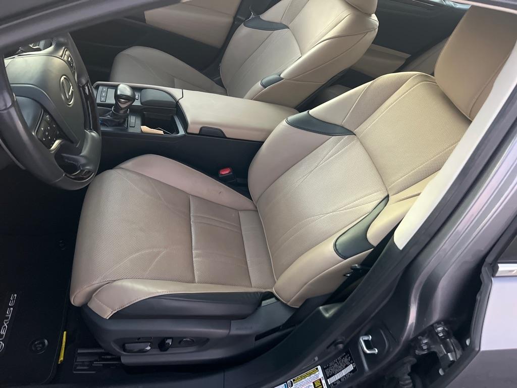 Lexus ES ES 250 Luxury AWD 2021