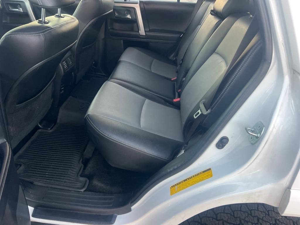 Toyota 4Runner TRD Off Road Premium 4WD (Natl) 2017