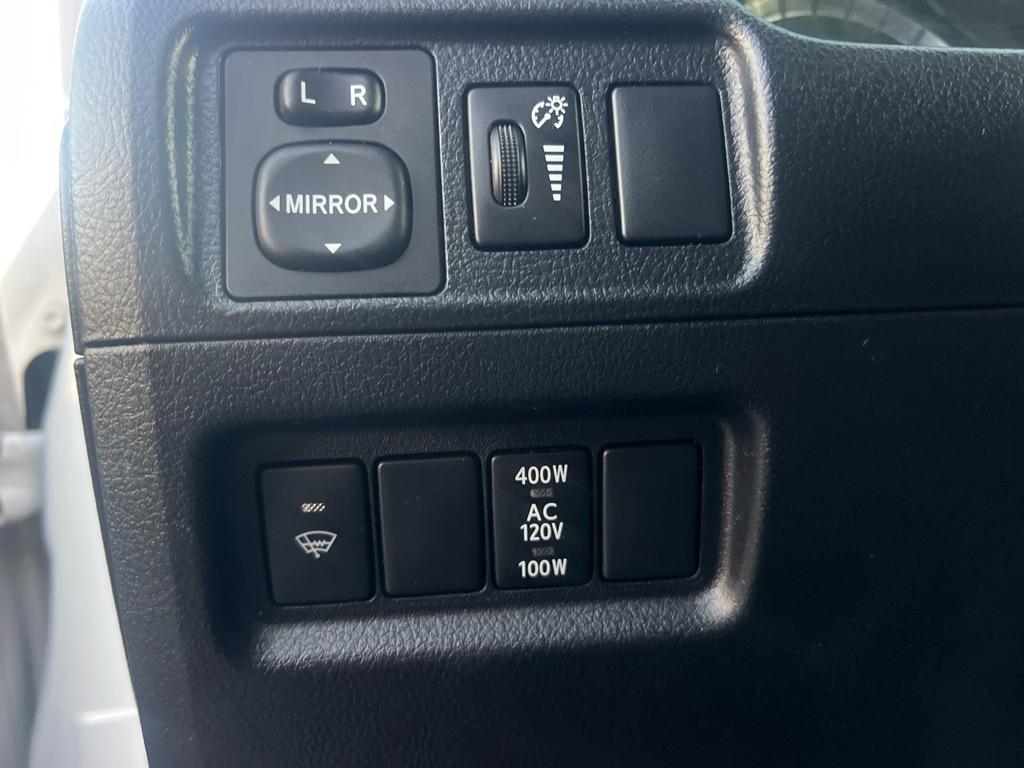 Toyota 4Runner TRD Off Road Premium 4WD (Natl) 2017