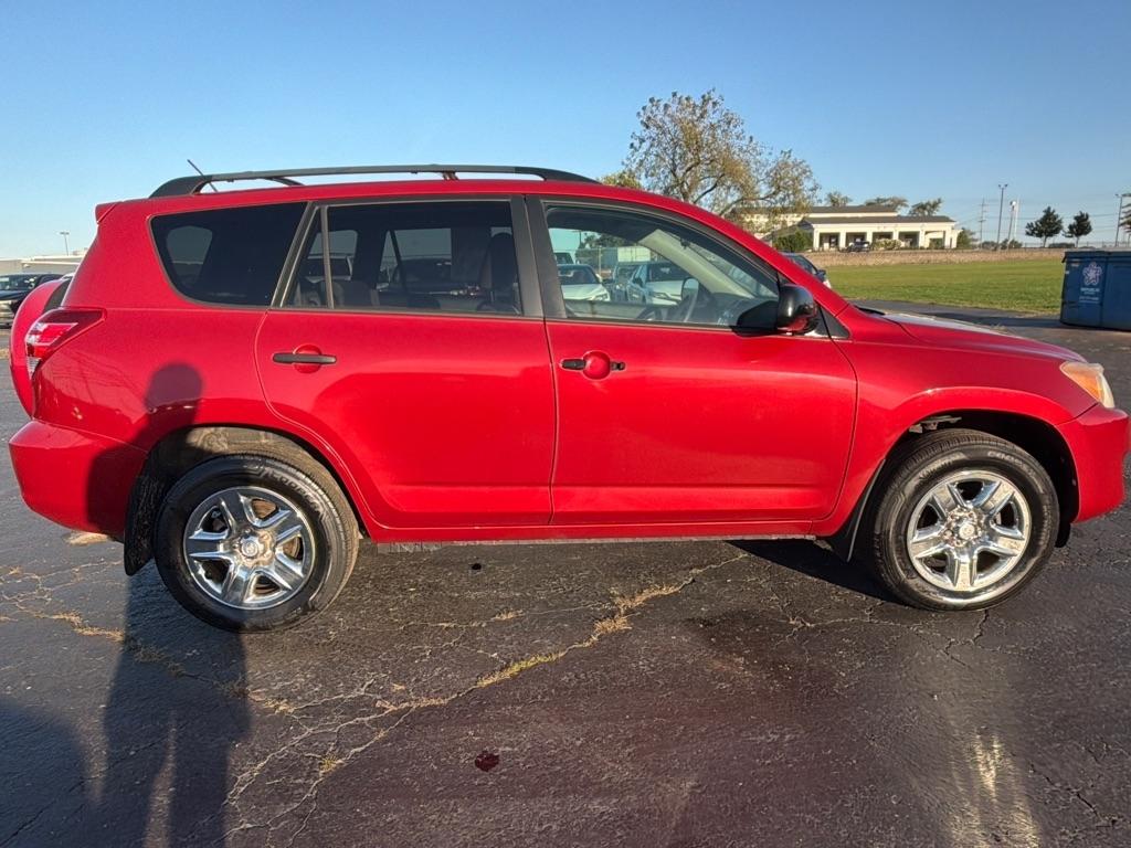 Toyota RAV4 4WD 4dr 4-cyl 4-Spd AT (Natl) 2011