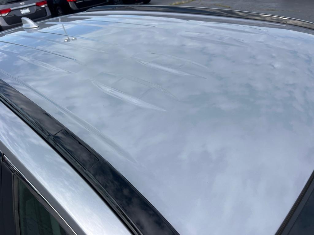 Toyota RAV4 Hybrid XLE AWD (Natl) 2021