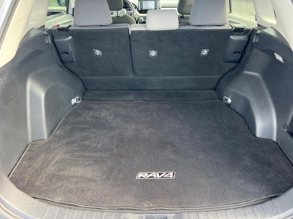 Toyota RAV4 Hybrid XLE AWD (Natl) 2021