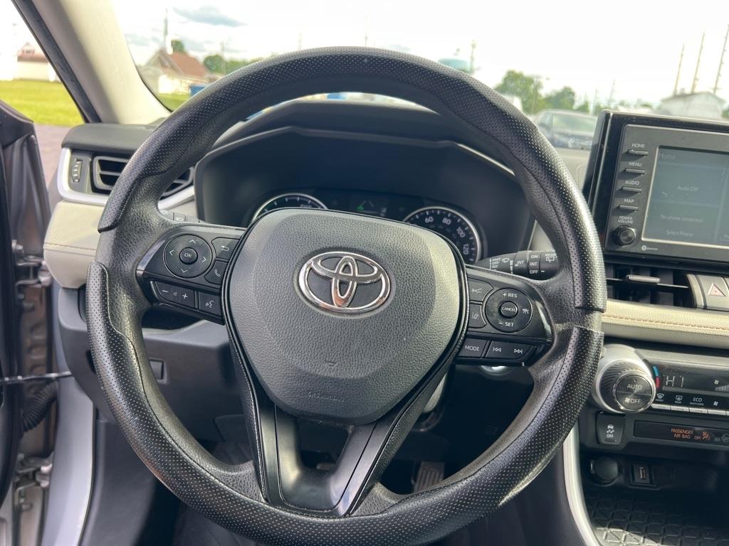 Toyota RAV4 Hybrid XLE AWD (Natl) 2021