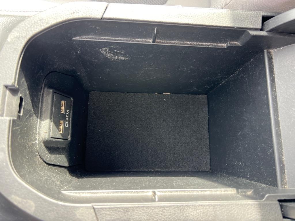 Toyota RAV4 Hybrid XLE AWD (Natl) 2021