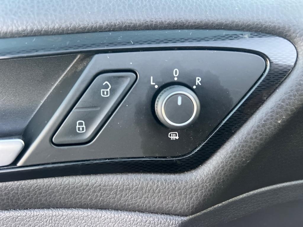 Volkswagen Golf GTI 2.0T 4-Door Autobahn Manual 2017