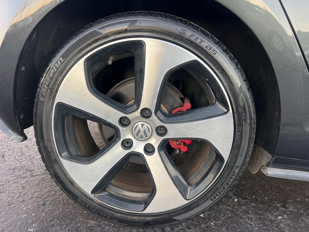 Volkswagen Golf GTI 2.0T 4-Door Autobahn Manual 2017