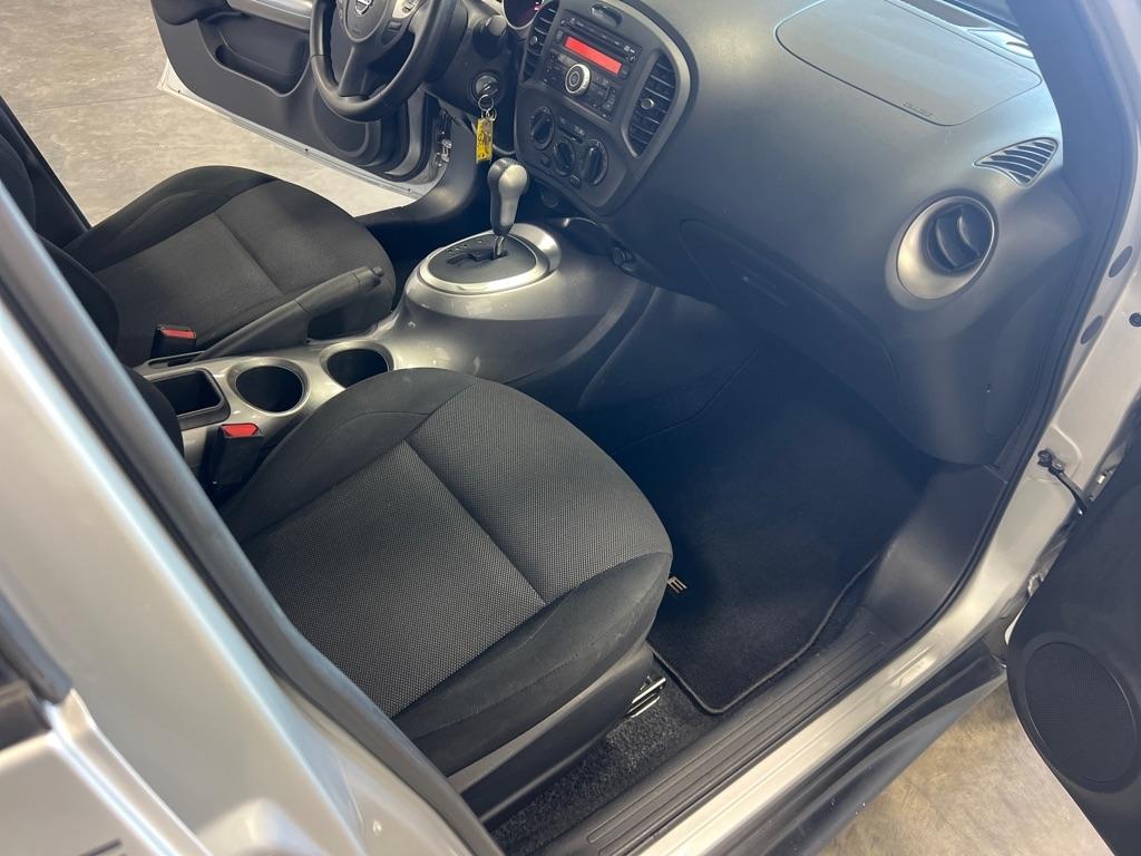 Nissan Juke 5dr Wgn CVT S FWD 2014