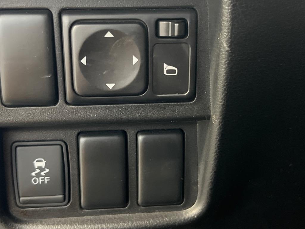 Nissan Juke 5dr Wgn CVT S FWD 2014