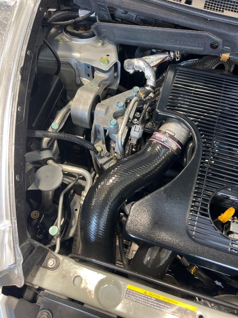 Nissan Juke 5dr Wgn CVT S FWD 2014