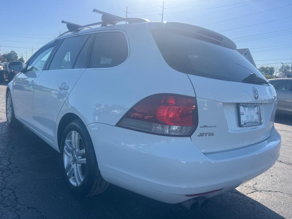 Volkswagen Jetta SportWagen 4dr DSG TDI 2013