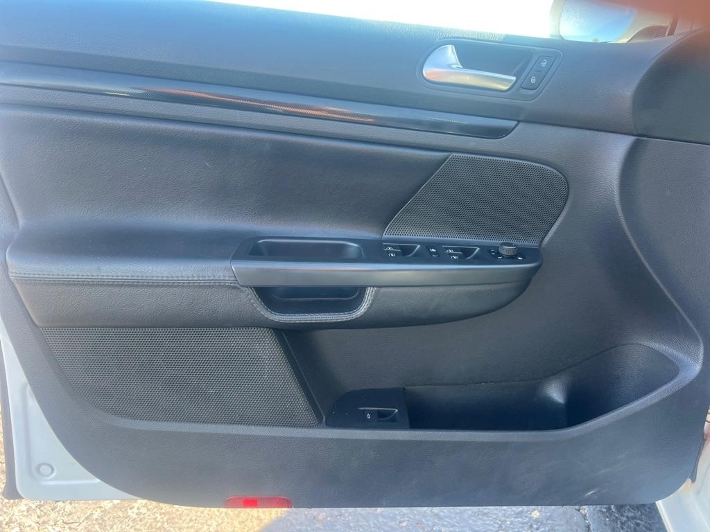 Volkswagen Jetta SportWagen 4dr DSG TDI 2013
