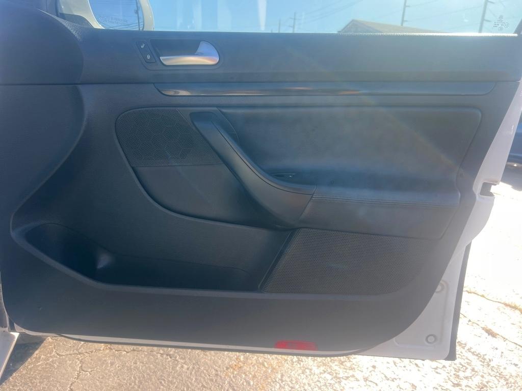 Volkswagen Jetta SportWagen 4dr DSG TDI 2013