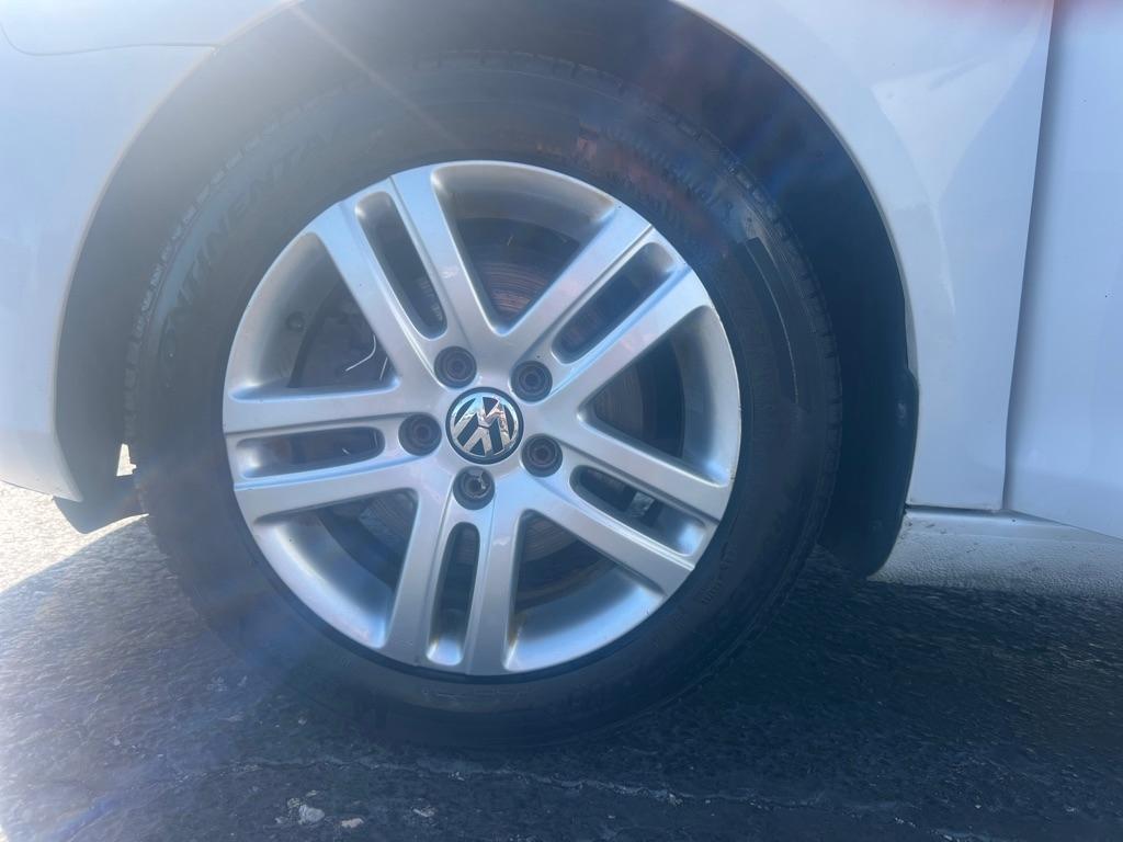 Volkswagen Jetta SportWagen 4dr DSG TDI 2013