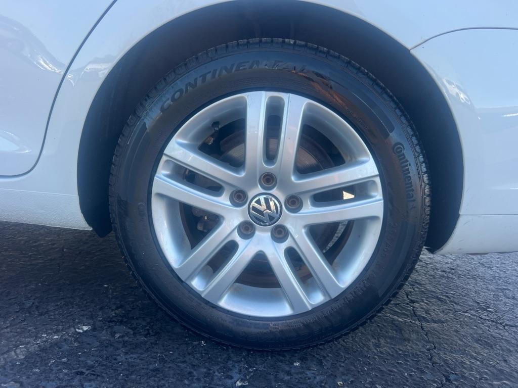 Volkswagen Jetta SportWagen 4dr DSG TDI 2013
