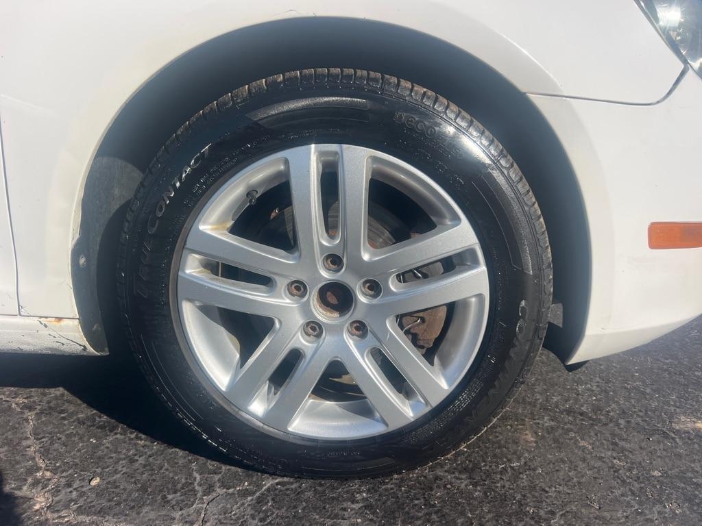 Volkswagen Jetta SportWagen 4dr DSG TDI 2013