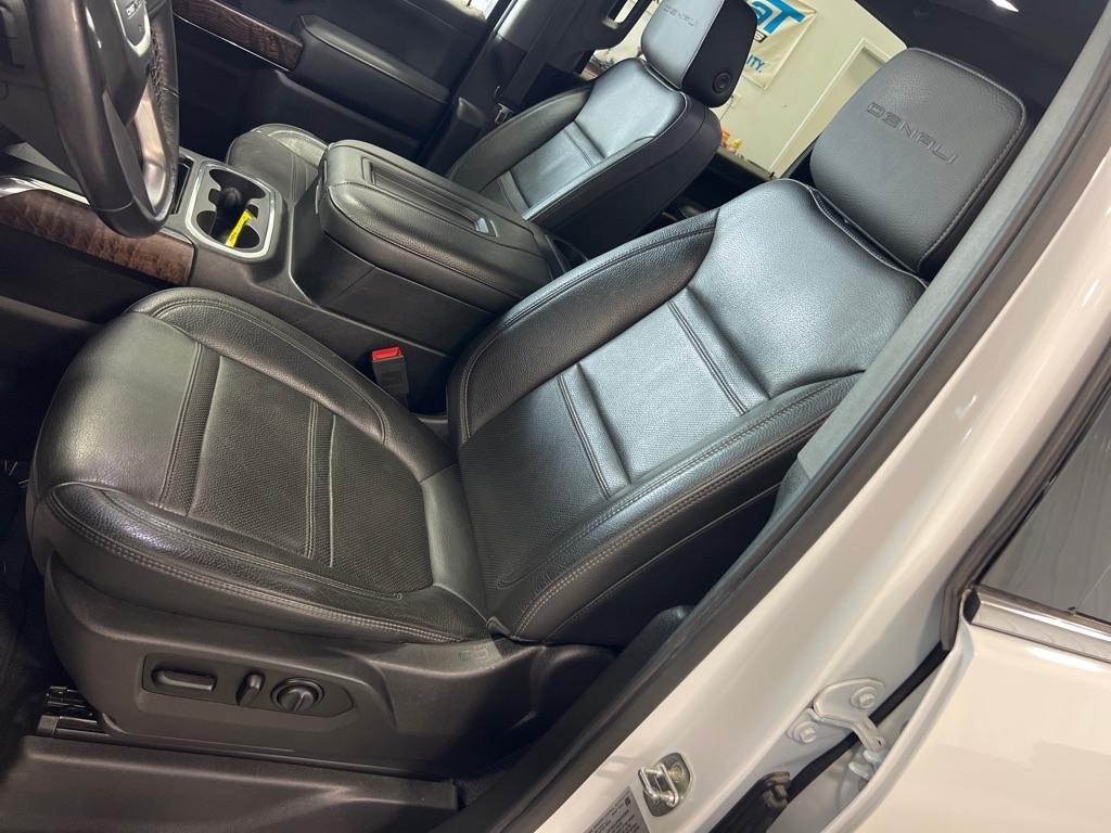 GMC Sierra 3500HD 4WD Crew Cab 172" Denali 2020