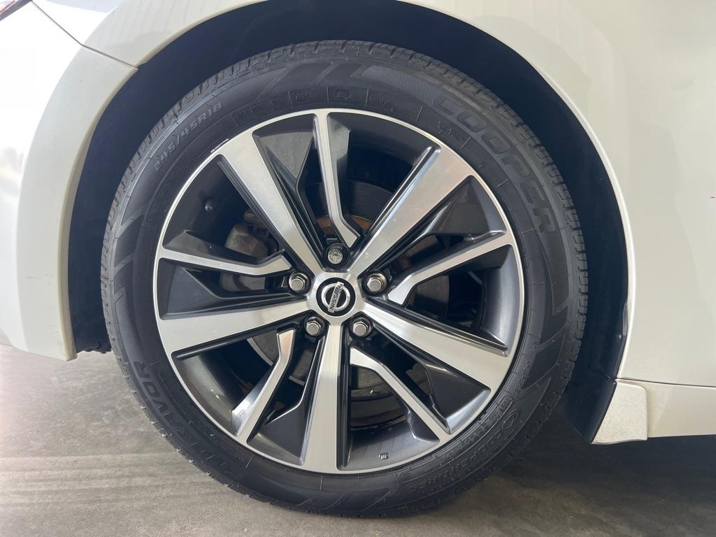 Nissan Maxima SL 3.5L 2019