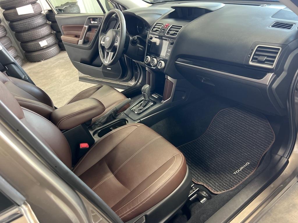 Subaru Forester 2.5i Touring CVT 2018