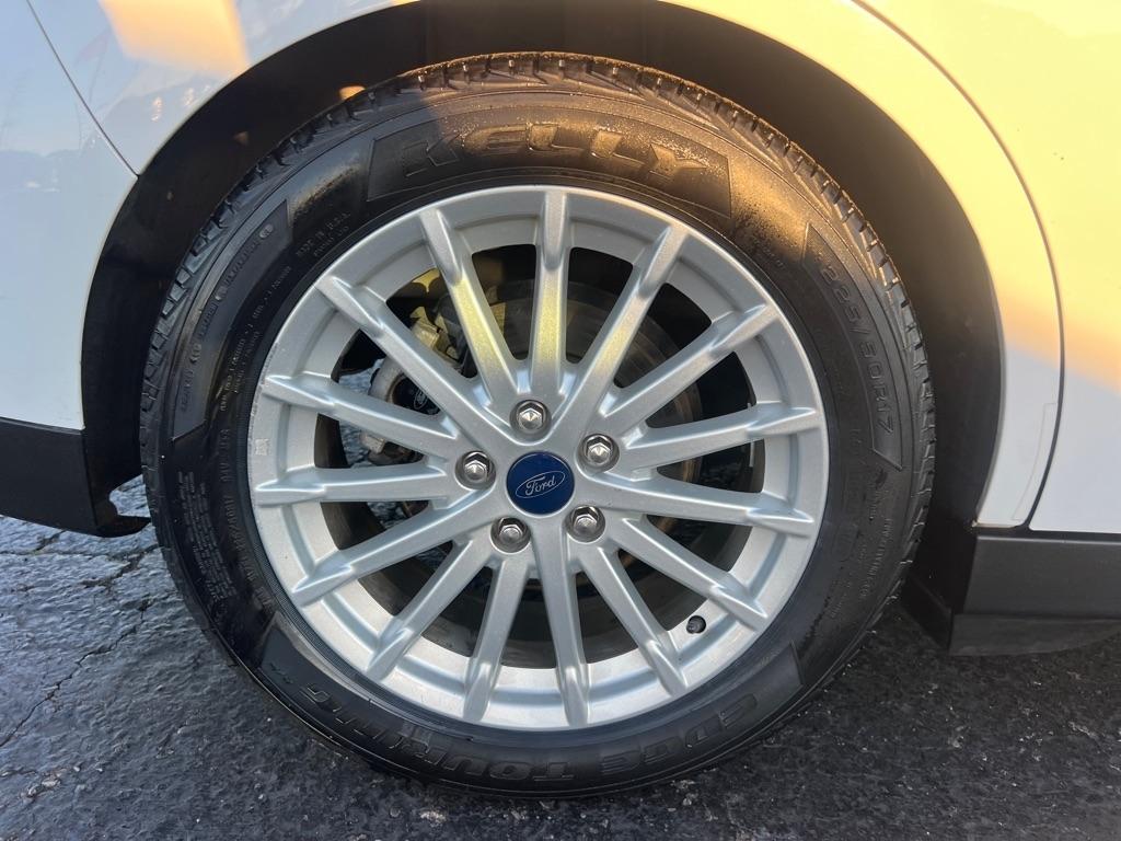 Ford C-Max Hybrid 5dr HB SEL 2016