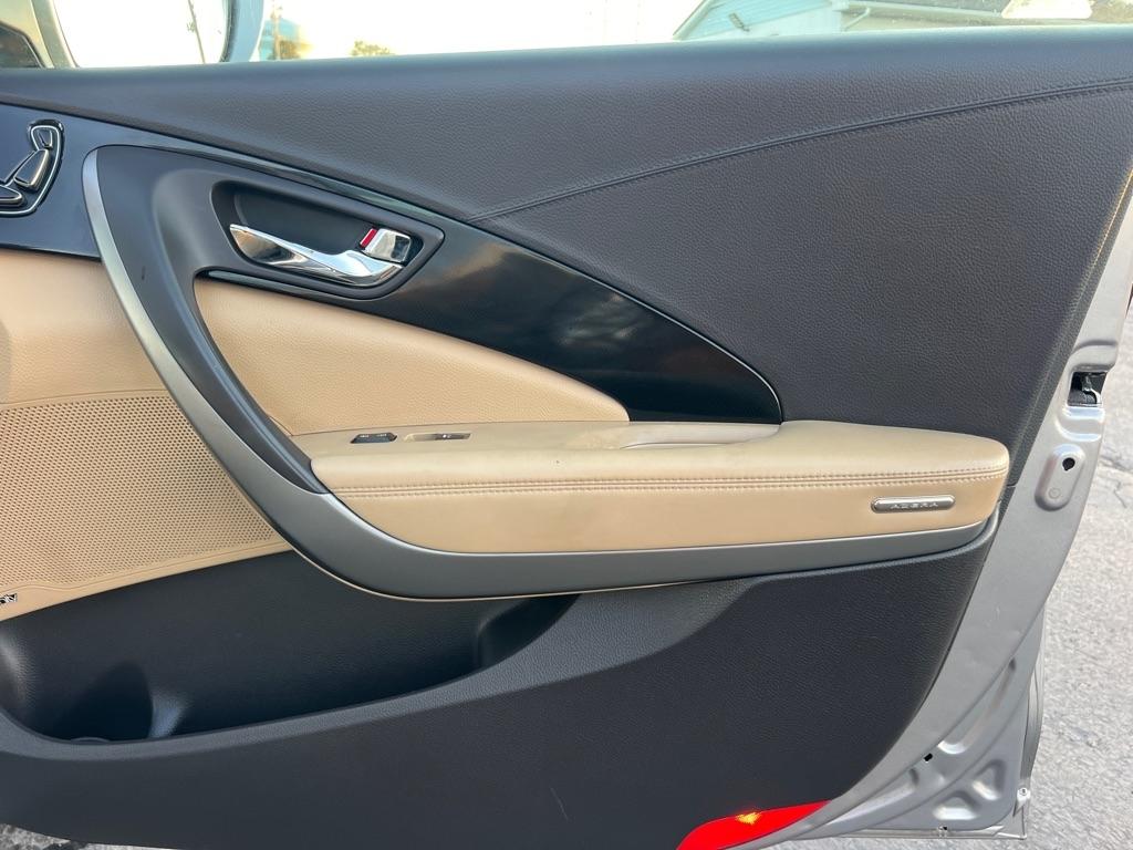Hyundai Azera 4dr Sdn 2013