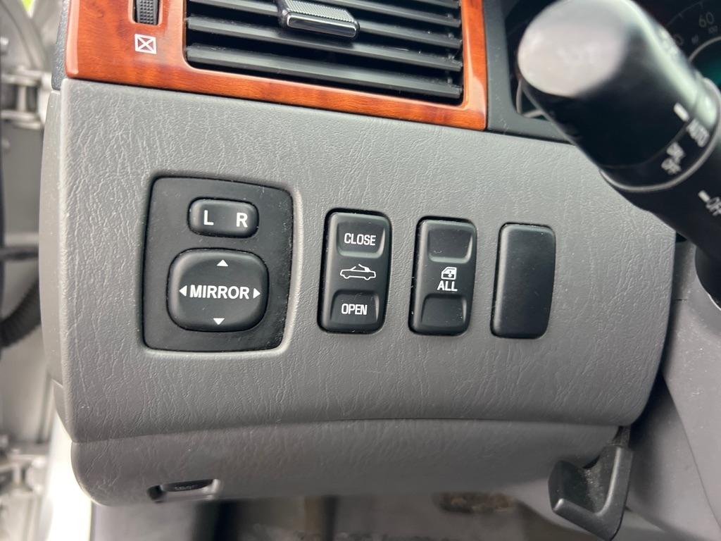 Toyota Camry Solara 2dr Conv V6 Auto Sport (Natl) 2008