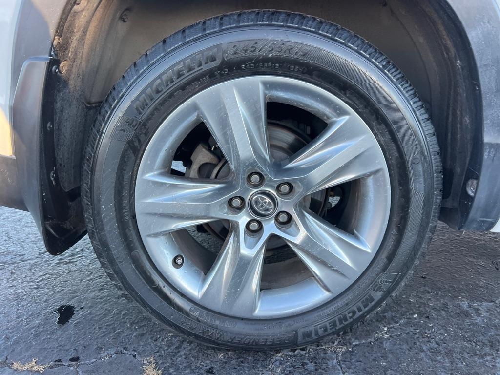 Toyota Highlander Limited V6 AWD (Natl) 2017