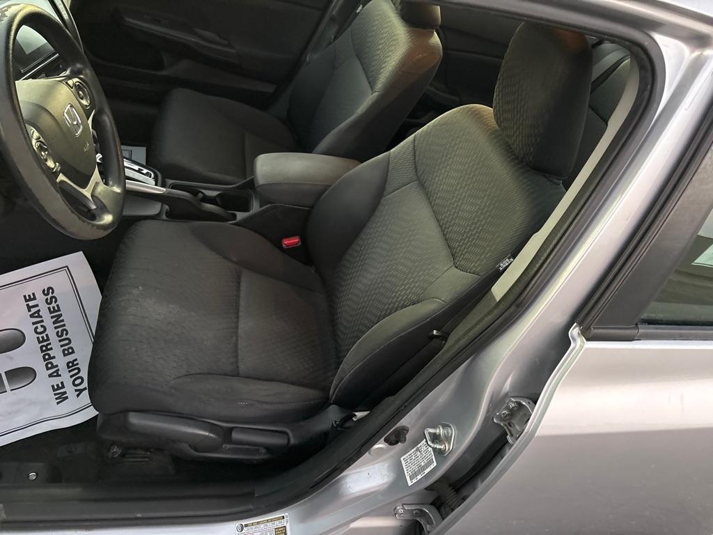 Honda Civic Sedan 4dr CVT SE 2015