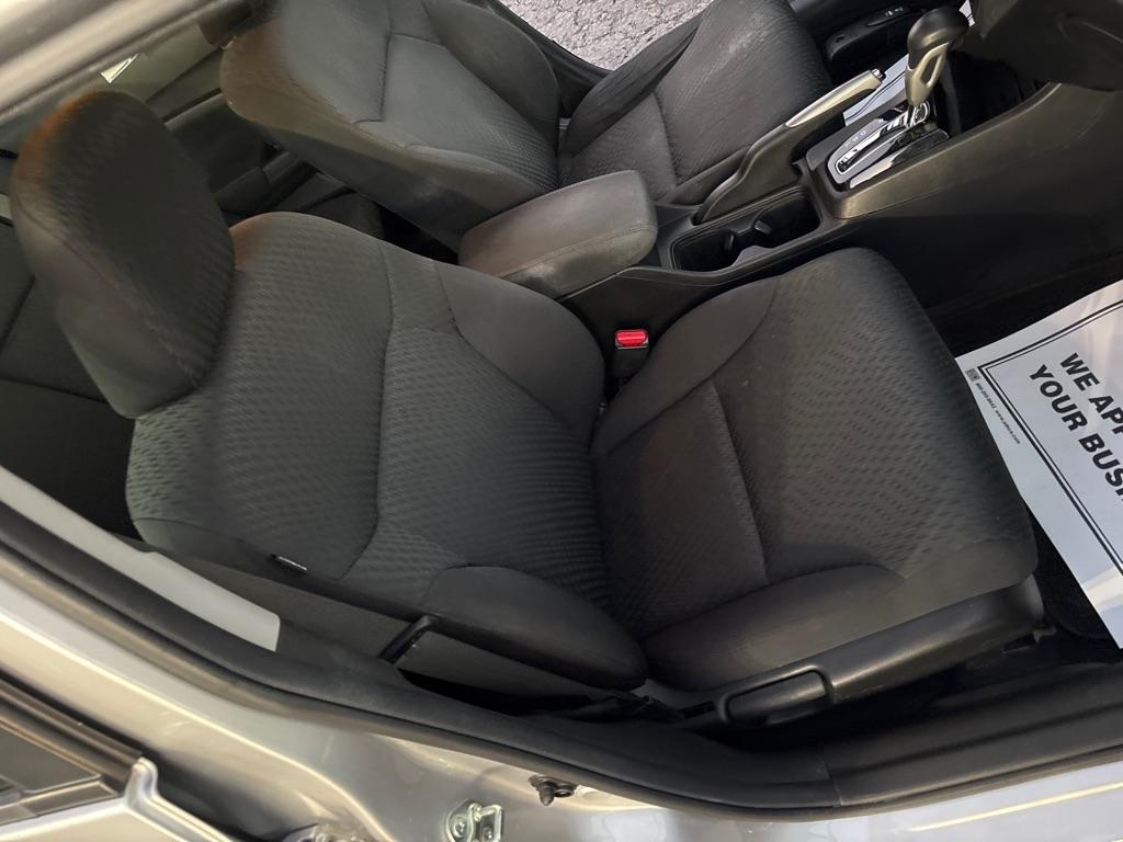Honda Civic Sedan 4dr CVT SE 2015