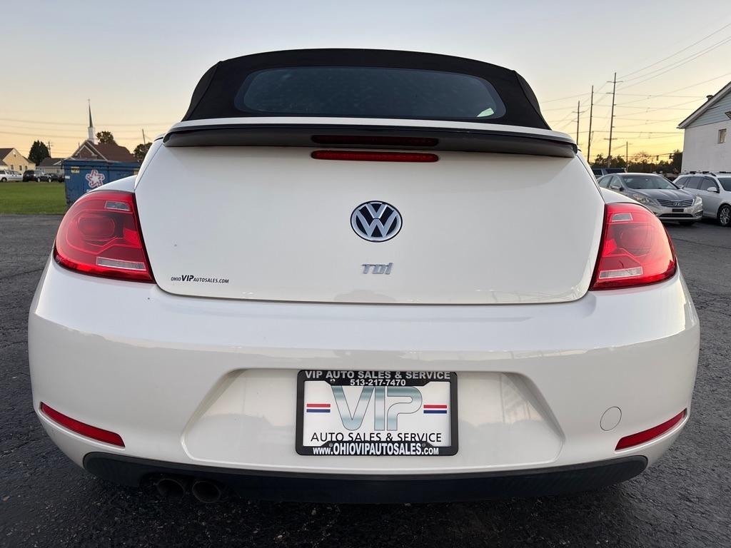 Volkswagen Beetle Convertible 2dr DSG 2.0L TDI 2013
