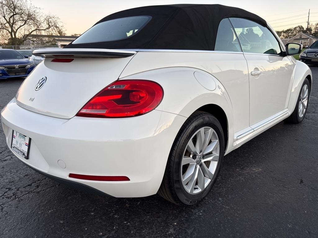 Volkswagen Beetle Convertible 2dr DSG 2.0L TDI 2013
