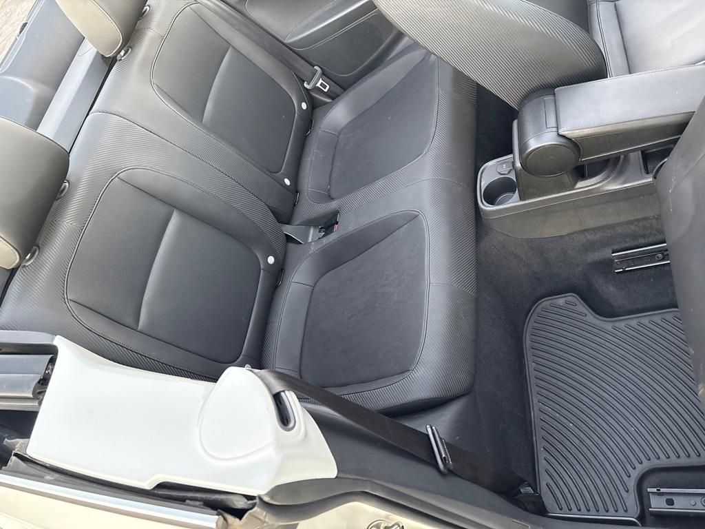 Volkswagen Beetle Convertible 2dr DSG 2.0L TDI 2013