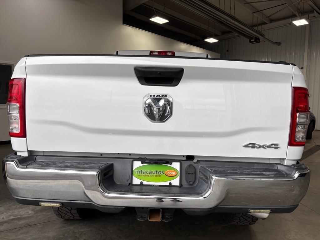 RAM 2500 Tradesman 4x4 Crew Cab 6'4" Box 2020