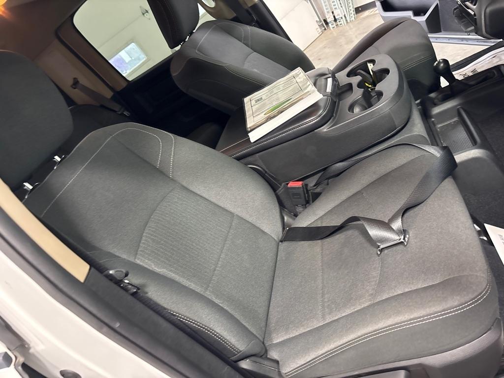 RAM 2500 Tradesman 4x4 Crew Cab 6'4" Box 2020