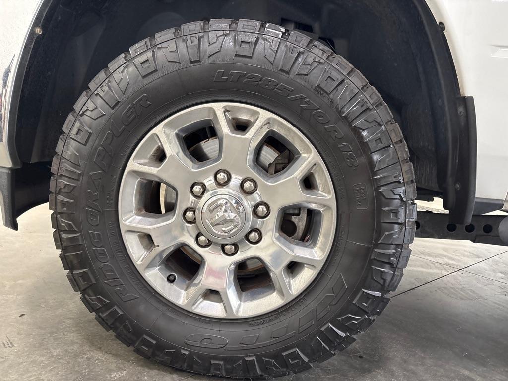 RAM 2500 Tradesman 4x4 Crew Cab 6'4" Box 2020