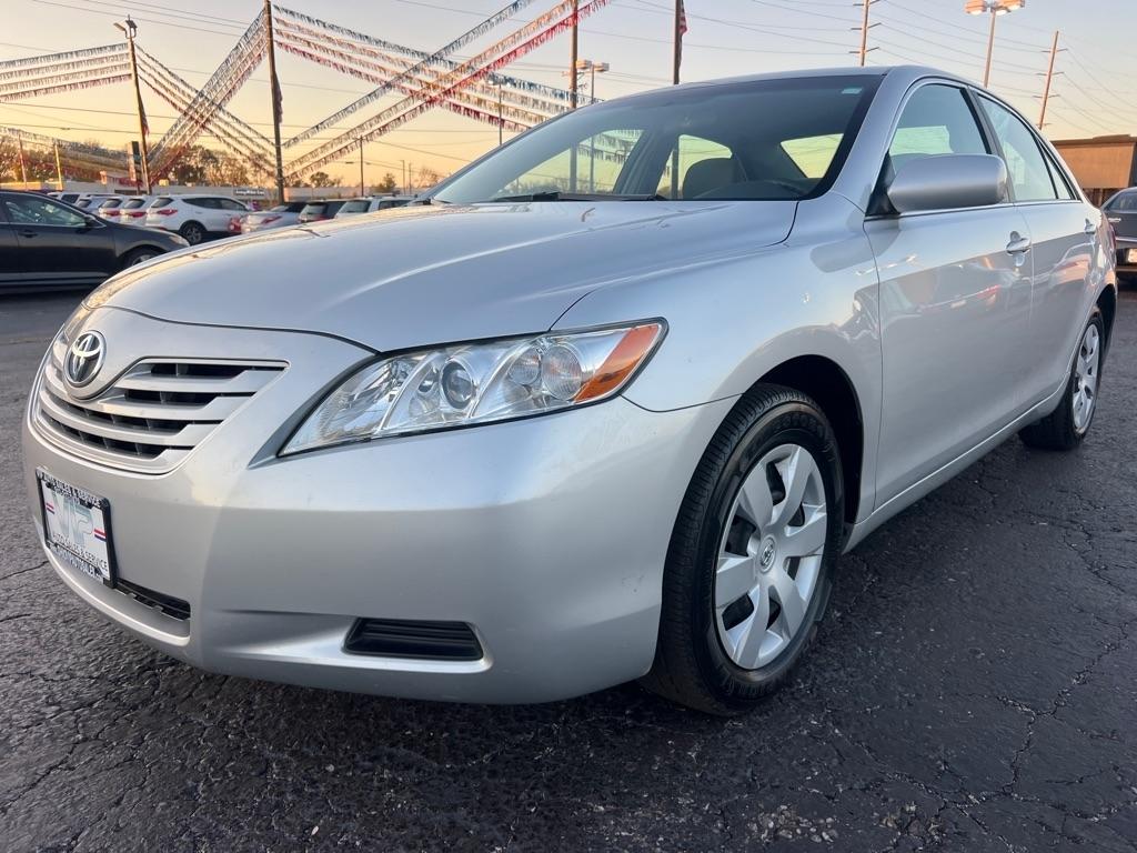 Toyota Camry 4dr Sdn I4 Man (Natl) 2009