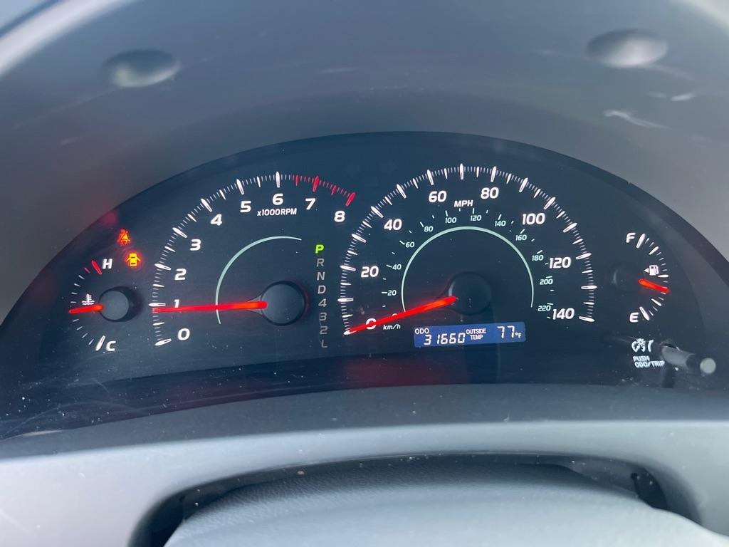 Toyota Camry 4dr Sdn I4 Man (Natl) 2009