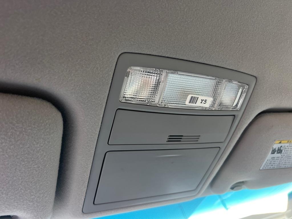 Toyota Camry 4dr Sdn I4 Man (Natl) 2009