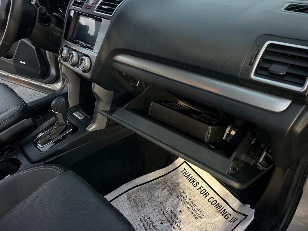 Subaru Forester 4dr CVT 2.5i Touring PZEV 2016