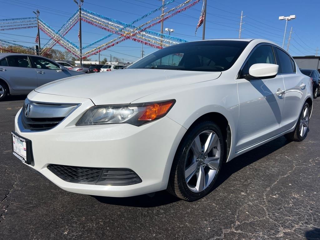 Acura ILX 4dr Sdn 2.0L 2015