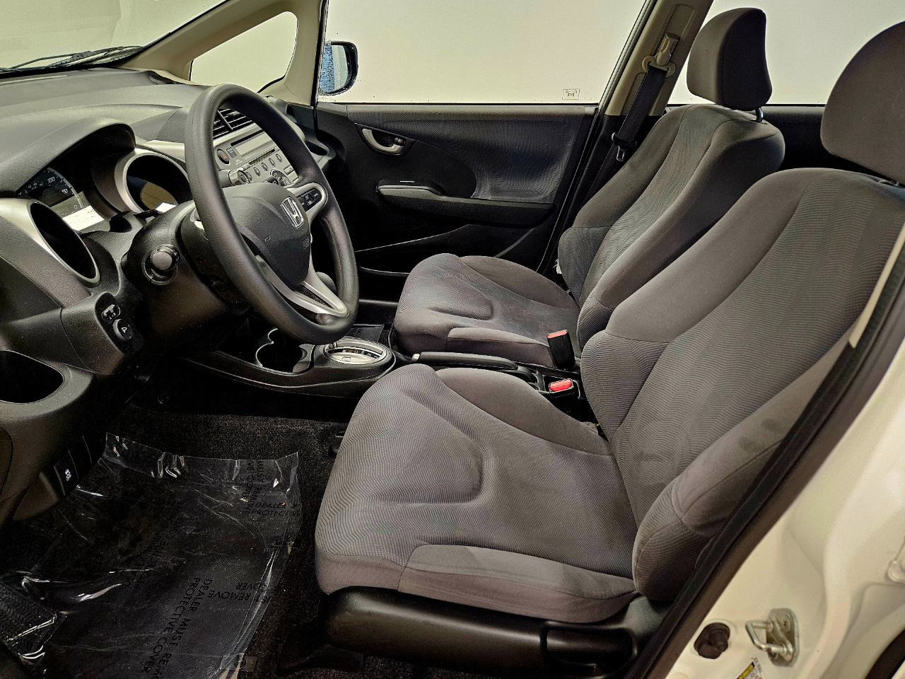 Honda Fit 5dr HB Auto 2012 Honda Fit 5dr HB Auto 2012