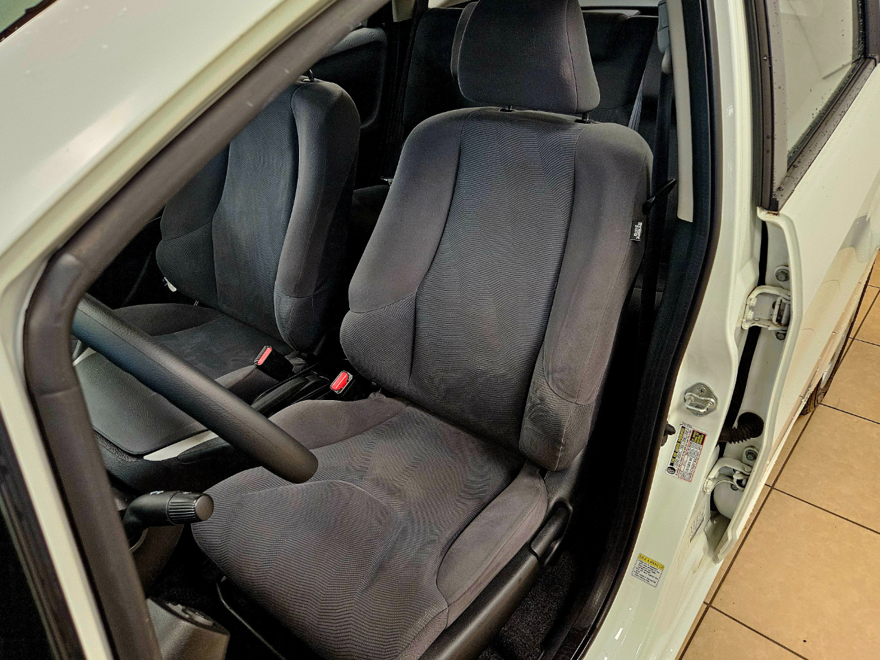 Honda Fit 5dr HB Auto 2012 Honda Fit 5dr HB Auto 2012