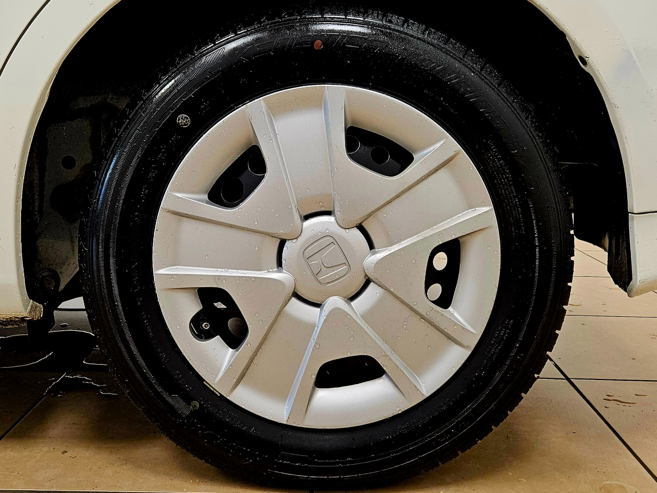 Honda Fit 5dr HB Auto 2012 Honda Fit 5dr HB Auto 2012