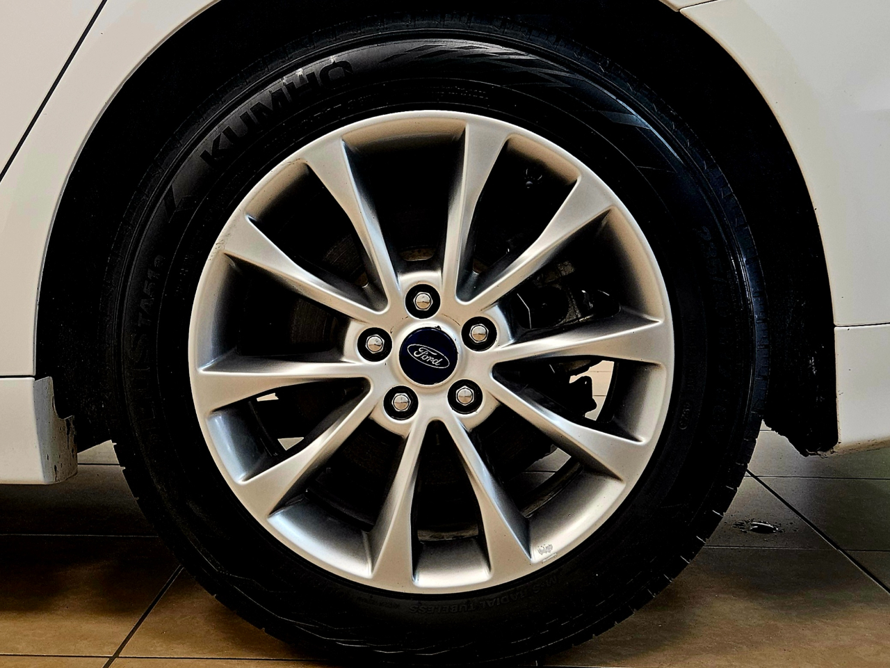 Ford Fusion SE FWD 2017