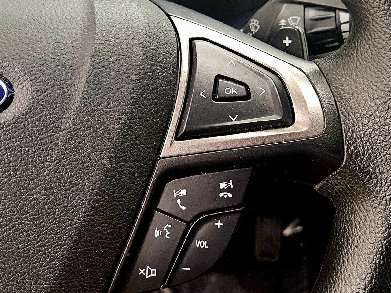 Ford Fusion SE FWD 2017