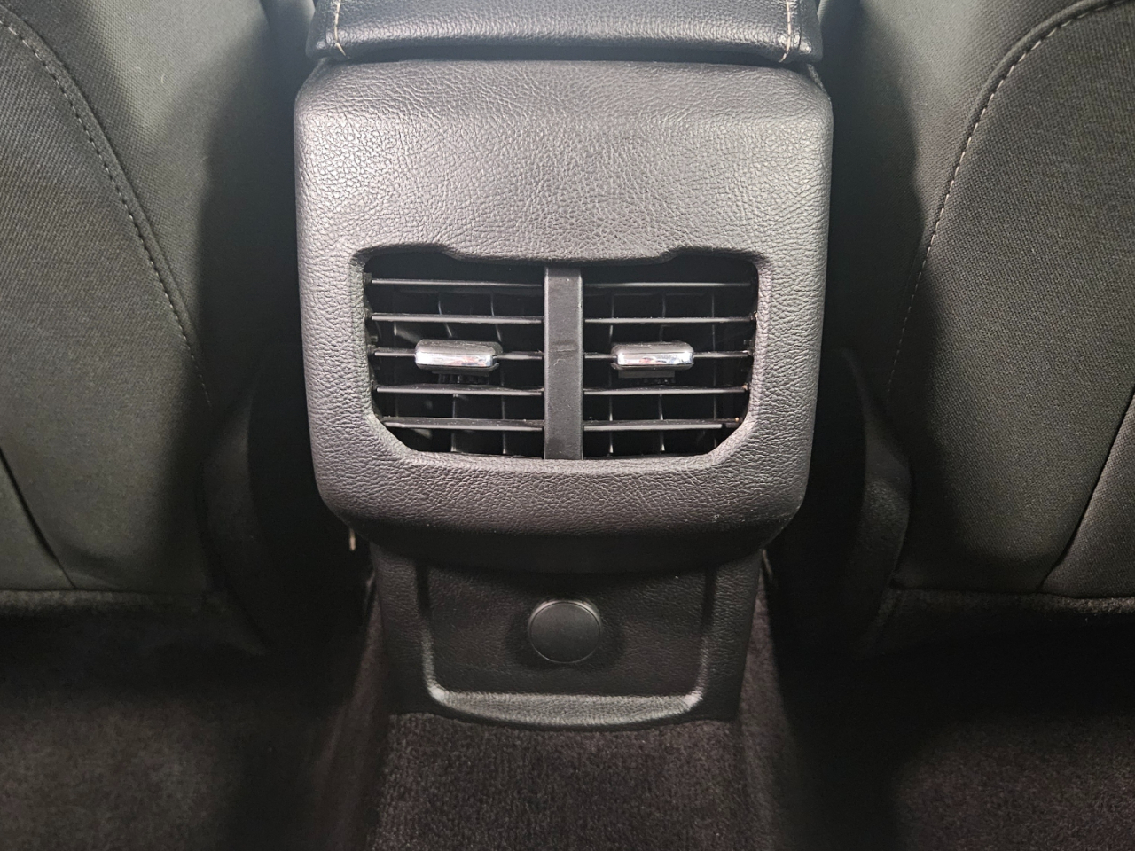 Ford Fusion SE FWD 2017