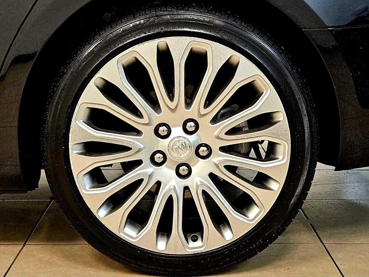 Buick LaCrosse 4dr Sdn Premium II FWD 2015